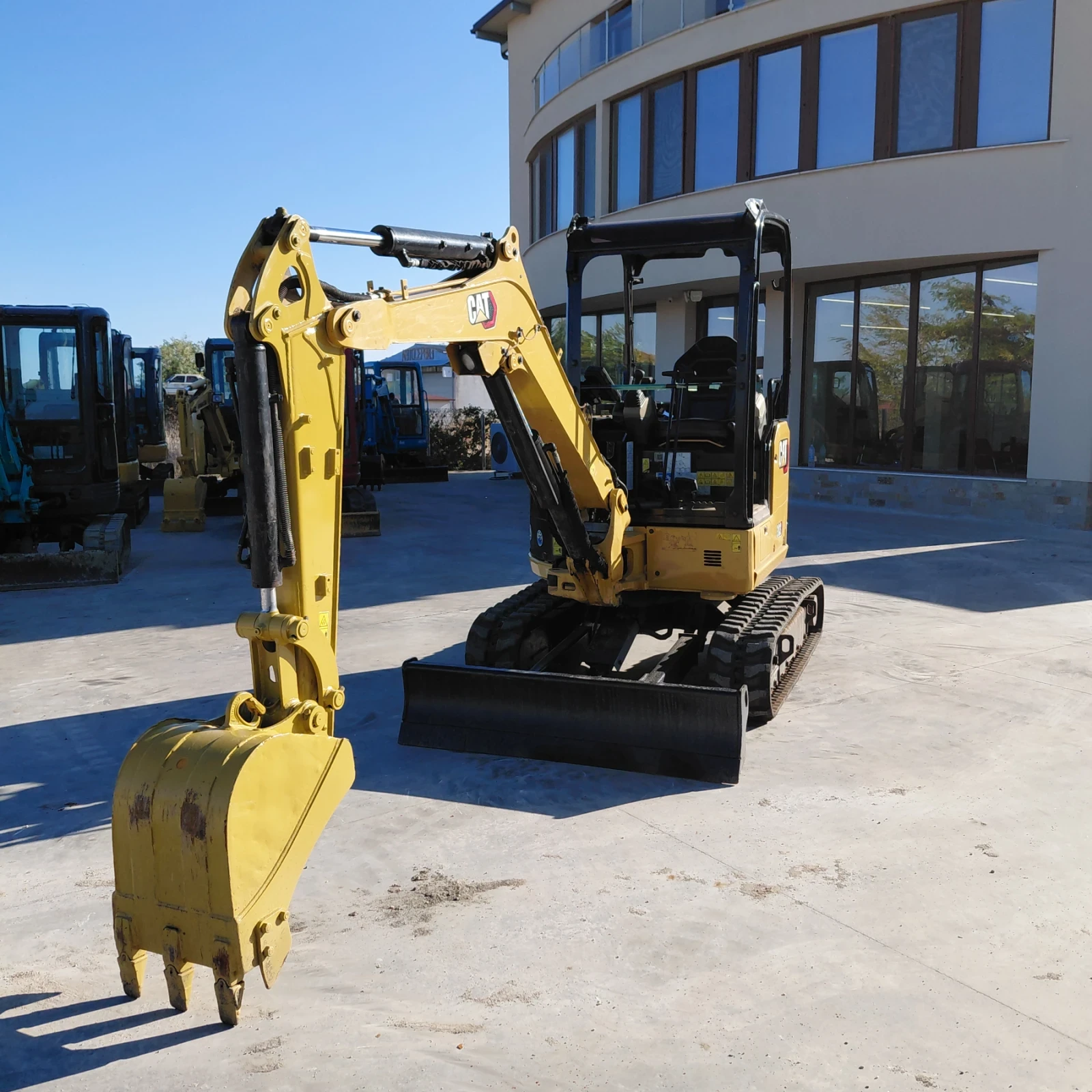 ����� Cat 303CR * �������� *  | Mobile.bg � ����������� 8