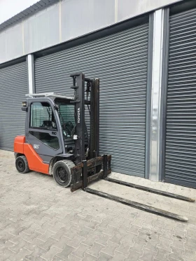 Мотокар Toyota SFD30F дизел 3т, снимка 1