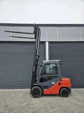 Мотокар Toyota SFD30F дизел 3т, снимка 3