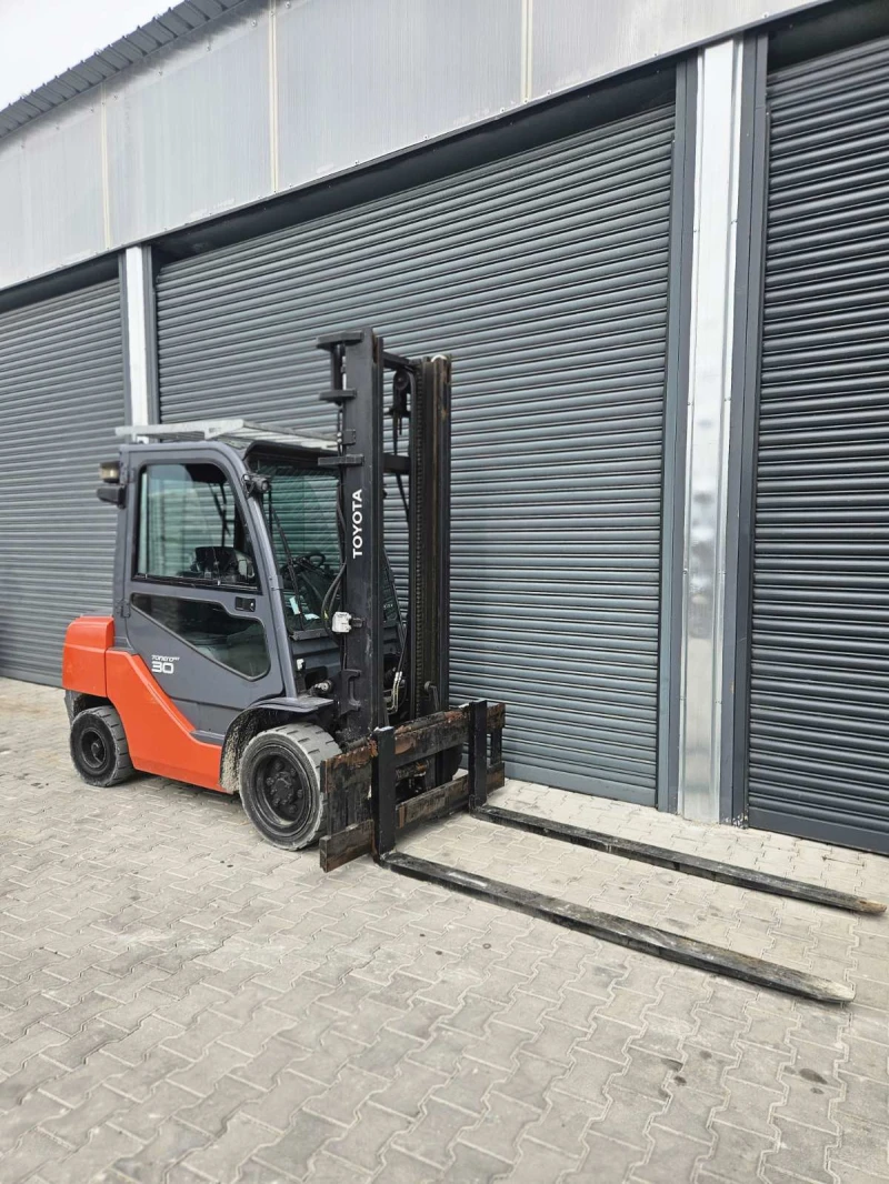 Мотокар Toyota SFD30F дизел 3т