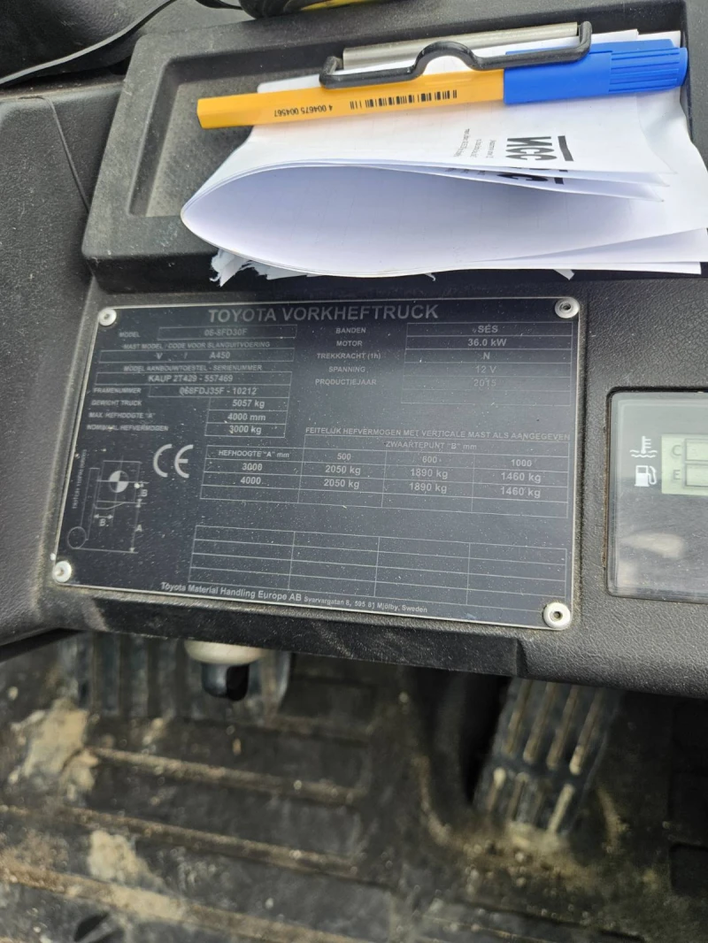 Мотокар Toyota SFD30F дизел 3т, снимка 17 - Индустриална техника - 53562848