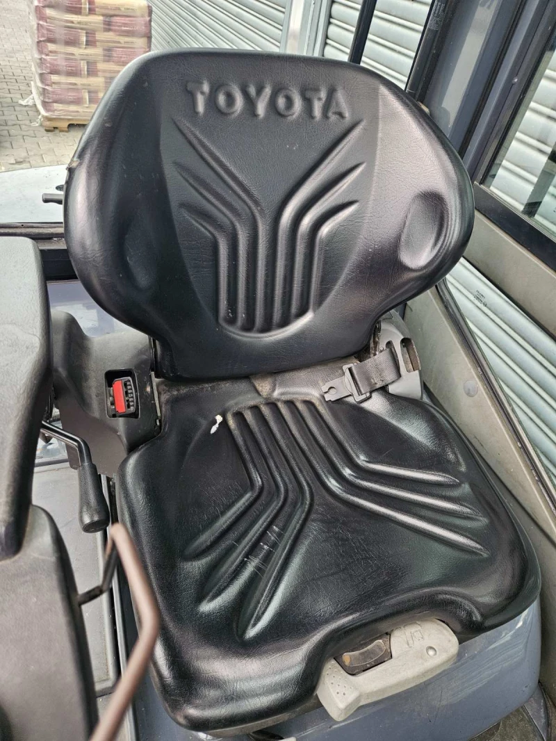 Мотокар Toyota SFD30F дизел 3т, снимка 7 - Индустриална техника - 53562848