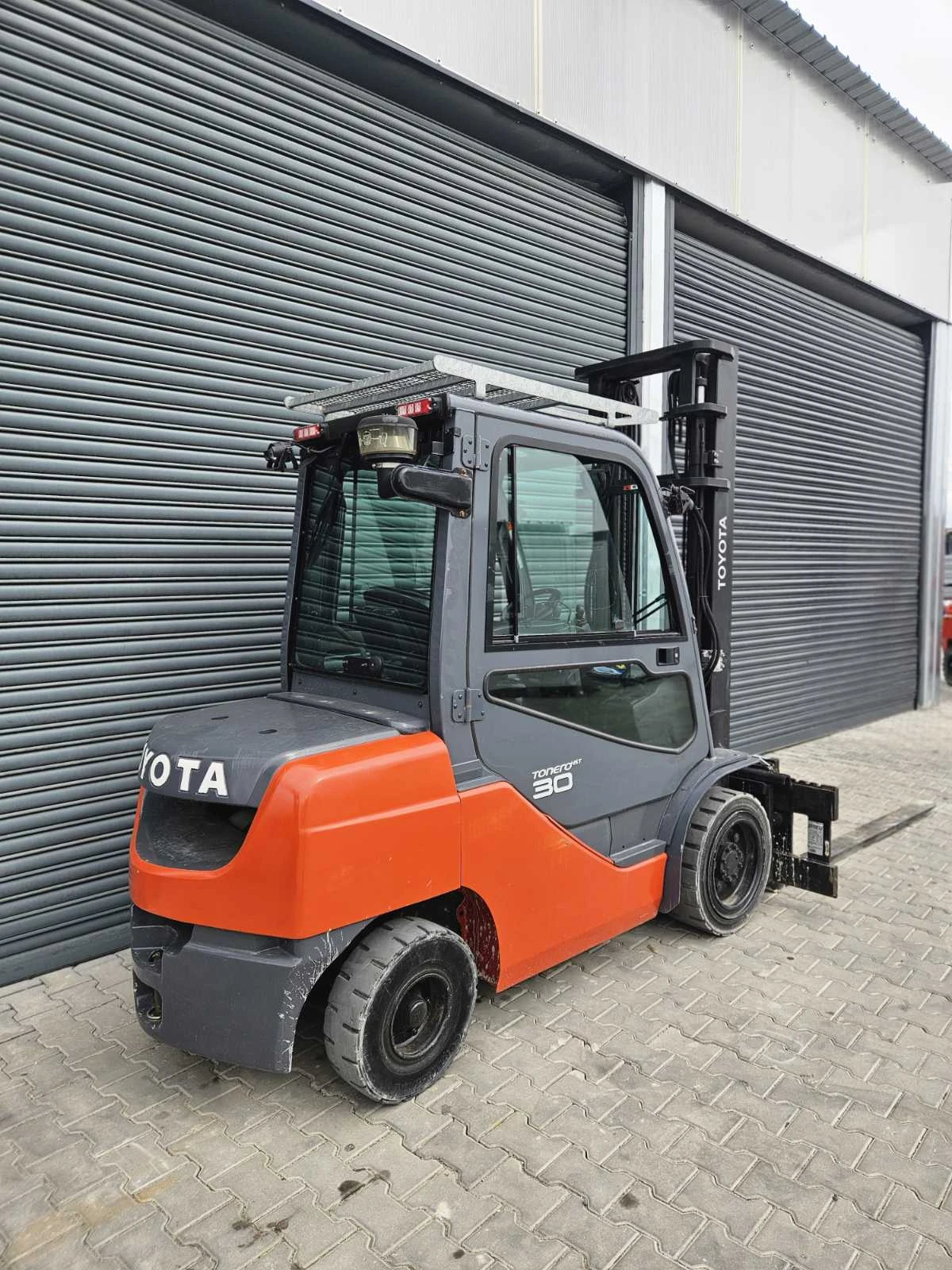 ������� Toyota SFD30F ����� 3� | Mobile.bg � ����������� 4