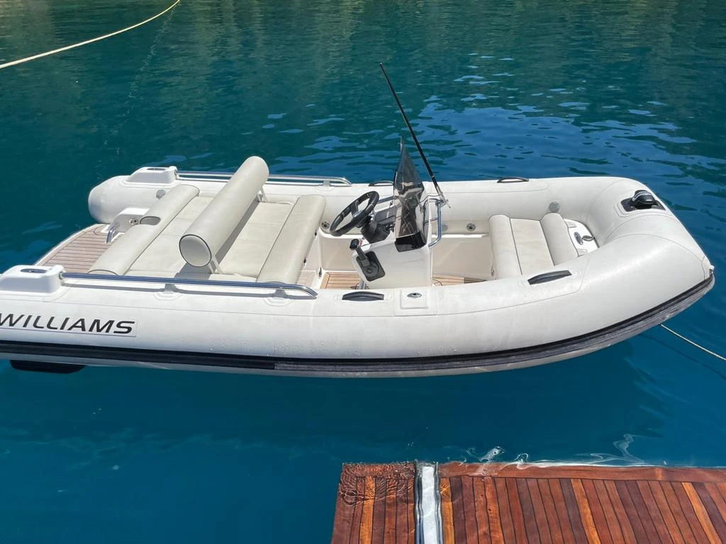 Надуваема лодка 3D Tender WILLIAMS SPORTJET 400