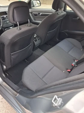 Mercedes-Benz C 220 2.2 CDI ШЕСТ СКОРОСТИ, снимка 17