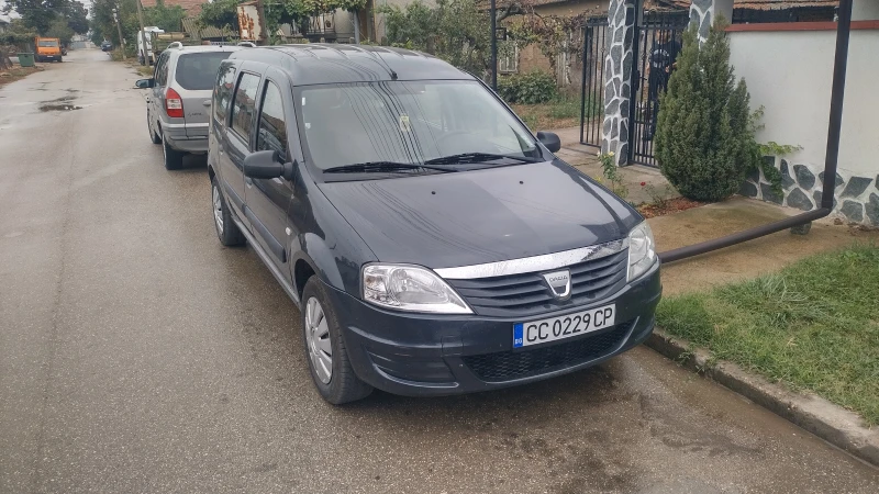 Dacia Logan, снимка 1 - Автомобили и джипове - 48564711