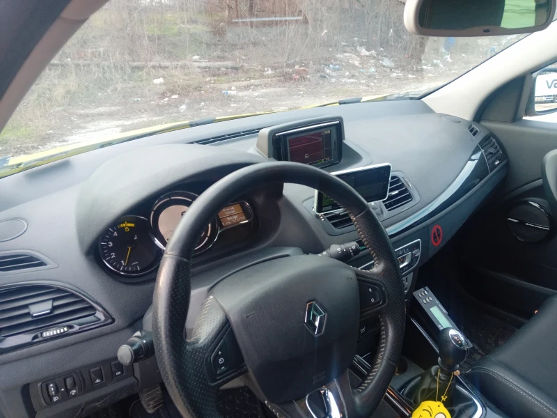 Renault Megane 1.6 dci, снимка 6 - Автомобили и джипове - 48951683