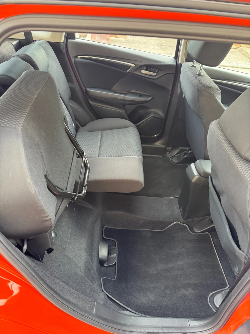 Honda Jazz 1.3 i-VTEC Бензин, снимка 14 - Автомобили и джипове - 51924919