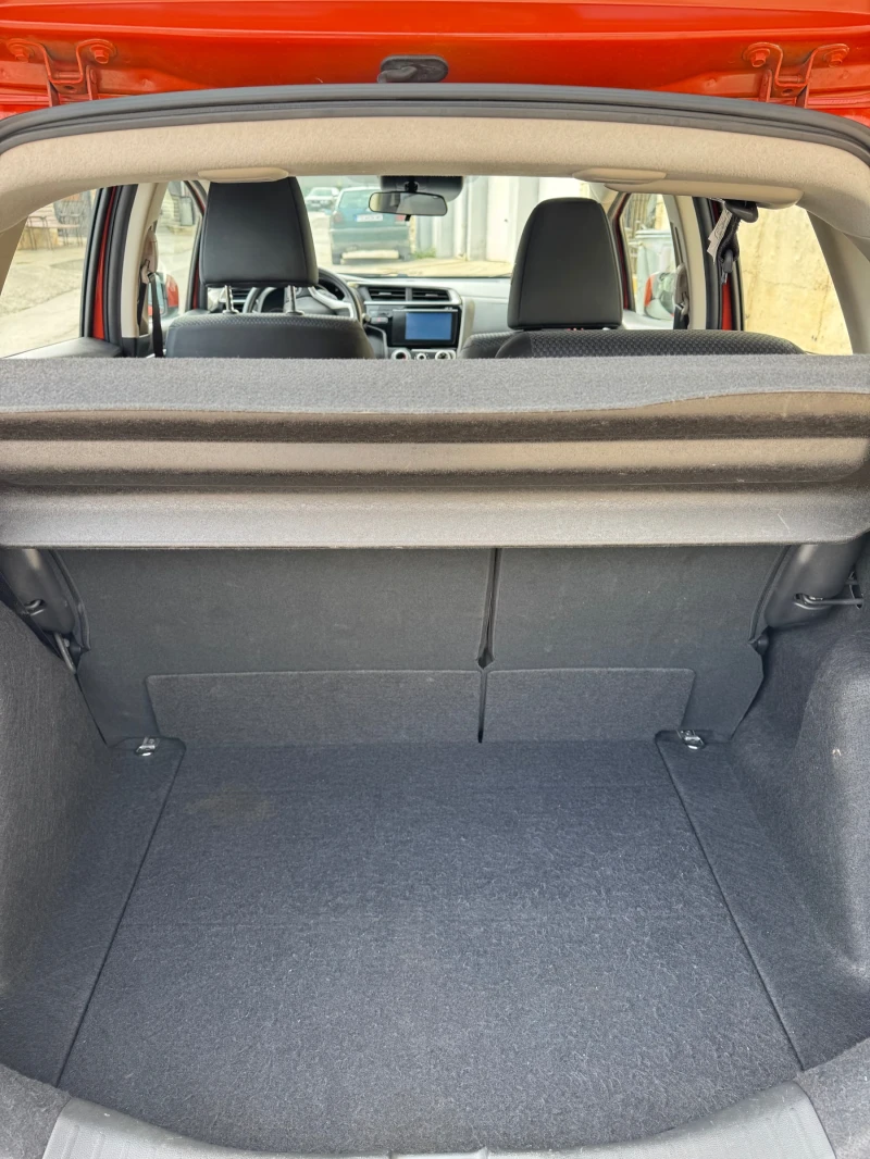 Honda Jazz 1.3 i-VTEC Бензин, снимка 16 - Автомобили и джипове - 51924919