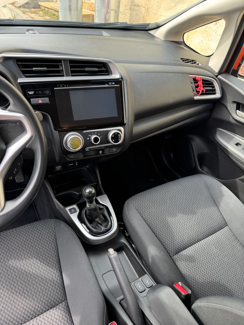 Honda Jazz 1.3 i-VTEC Бензин, снимка 9 - Автомобили и джипове - 51924919