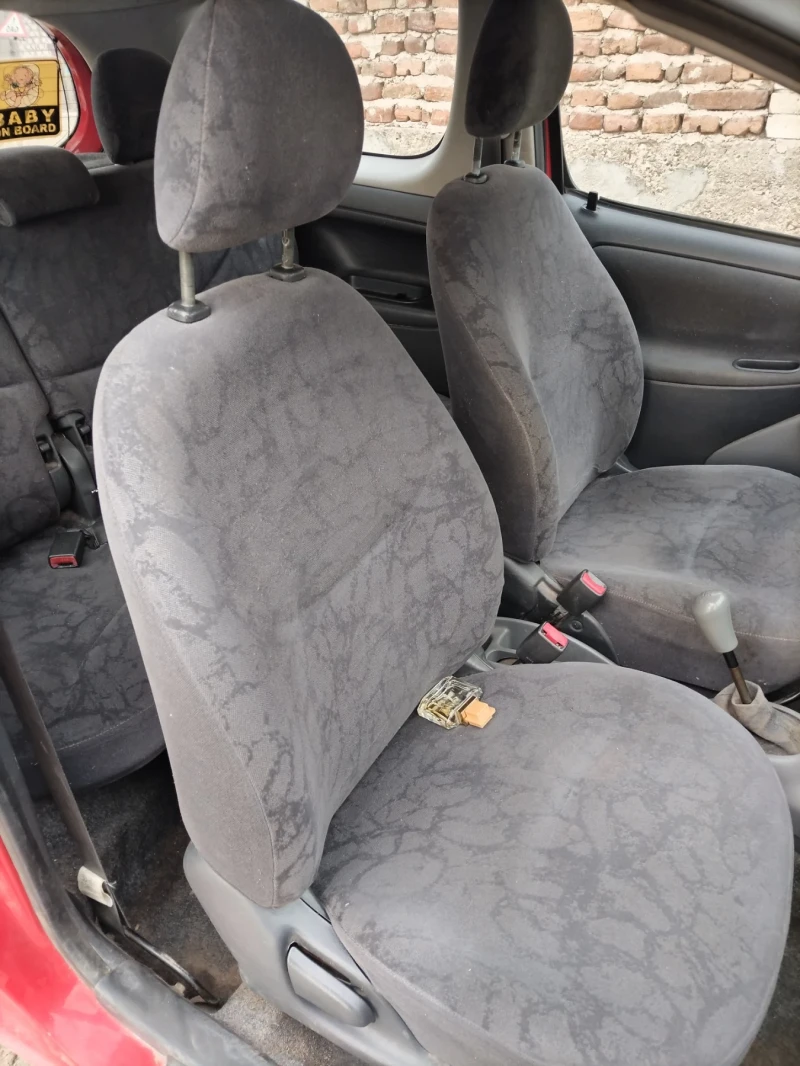 Toyota Yaris, снимка 8 - Автомобили и джипове - 52457388