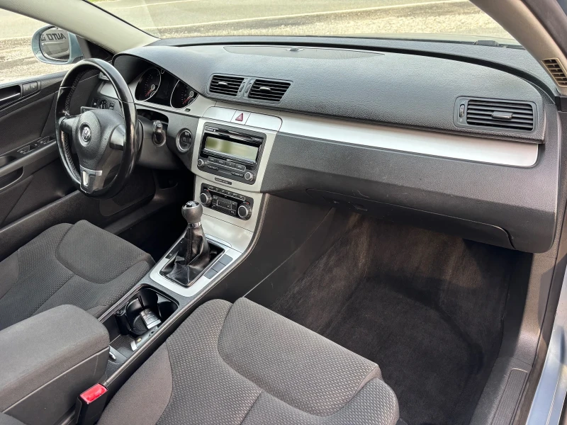 VW Passat 2.0 TDI  Common rail, снимка 8 - Автомобили и джипове - 52672273