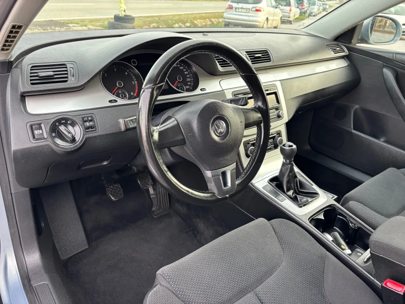 VW Passat 2.0 TDI  Common rail, снимка 10 - Автомобили и джипове - 52672273