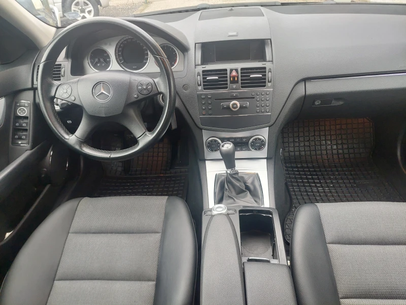 Mercedes-Benz C 180 1, 8i Компресор-156ксТОП СЪСТОЯНИЕ, снимка 10 - Автомобили и джипове - 52971568