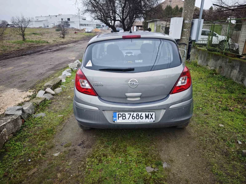 Opel Corsa D фейслифт, автомат, снимка 2 - Автомобили и джипове - 53265470