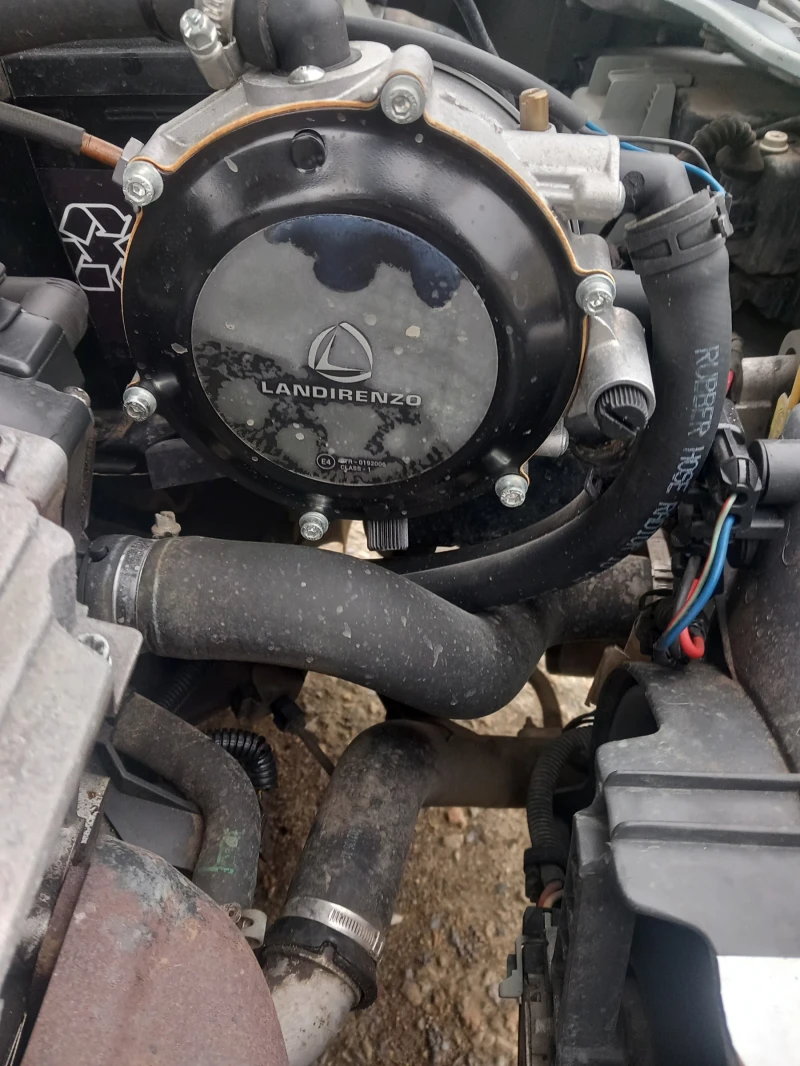 Fiat Bravo 1.4 12v, снимка 13 - Автомобили и джипове - 53301937