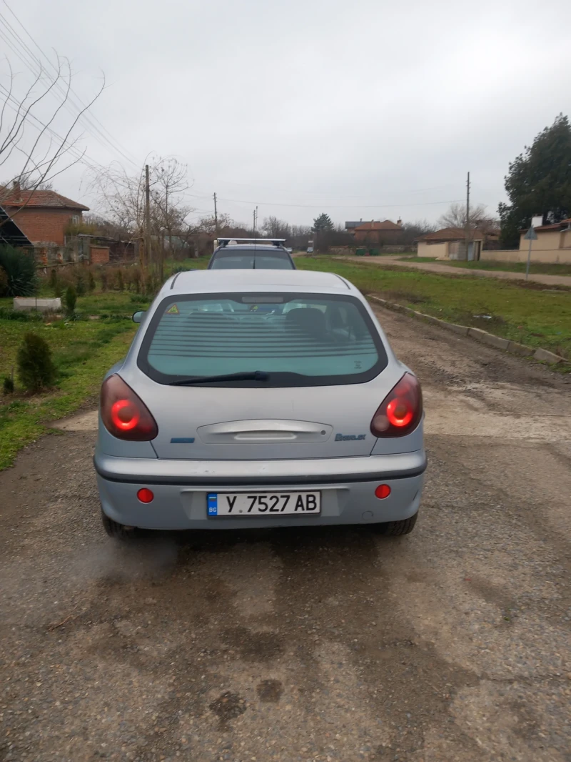Fiat Bravo 1.4 12v, снимка 3 - Автомобили и джипове - 53301937