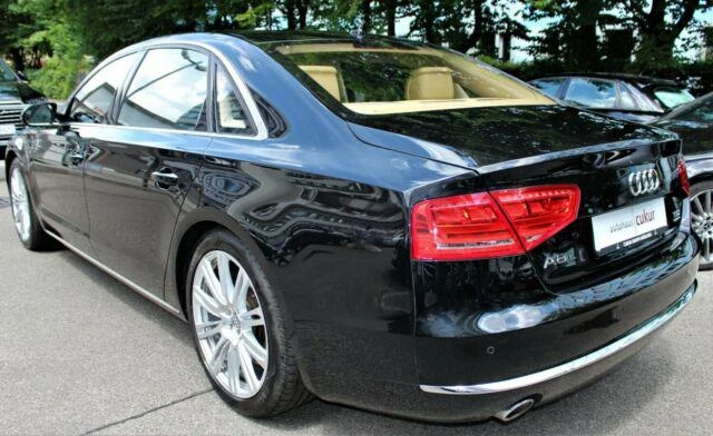 Audi A8 4.2 тди, снимка 4 - Автомобили и джипове - 38047497