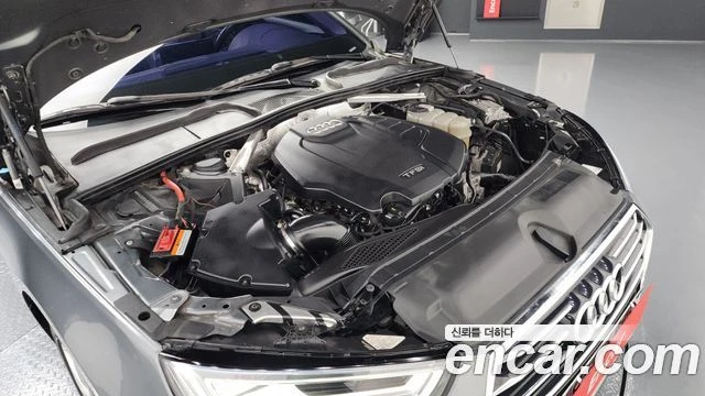 Audi A4, снимка 6 - Автомобили и джипове - 56080953