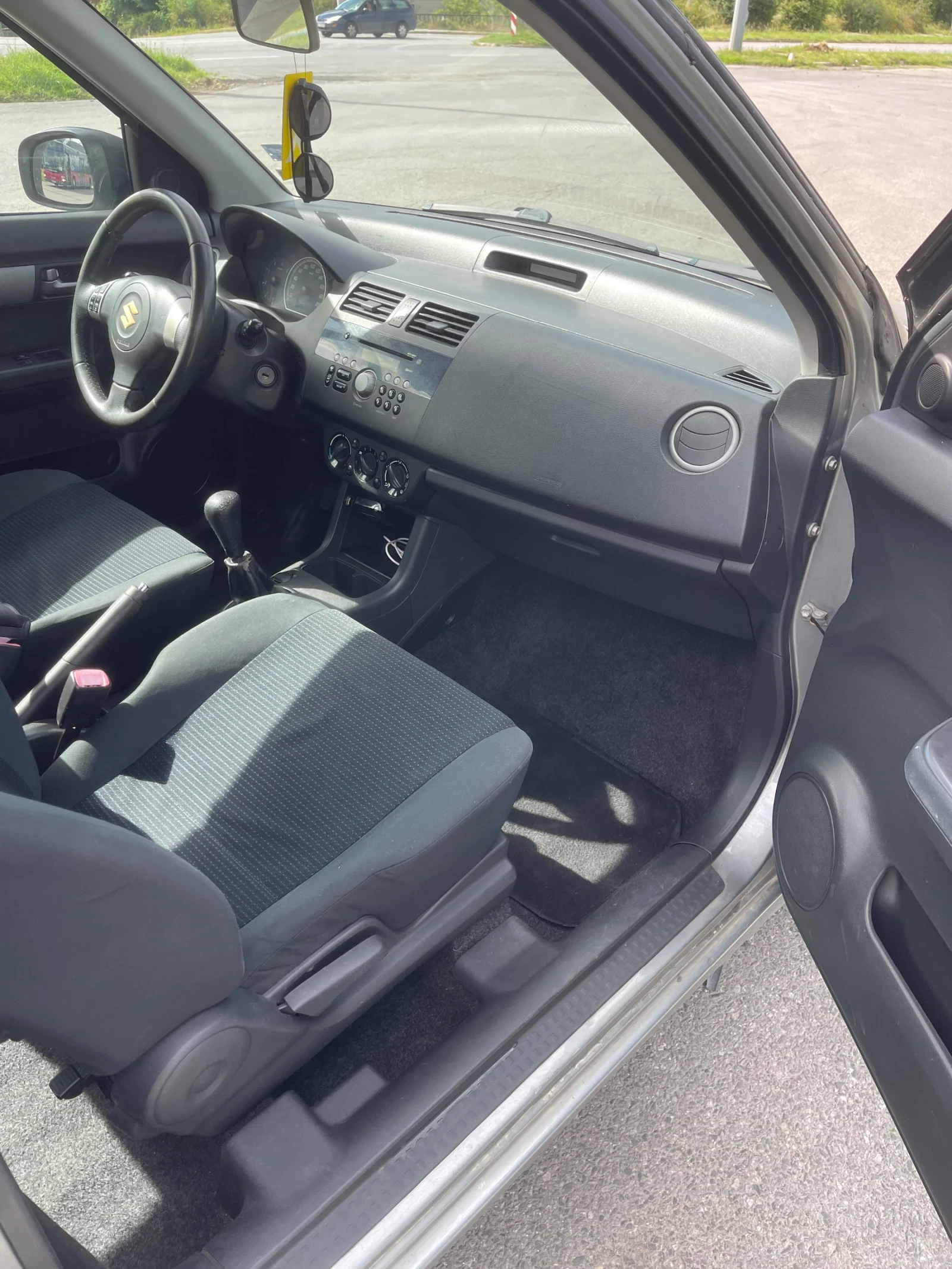 Suzuki Swift 1.3d - изображение 6