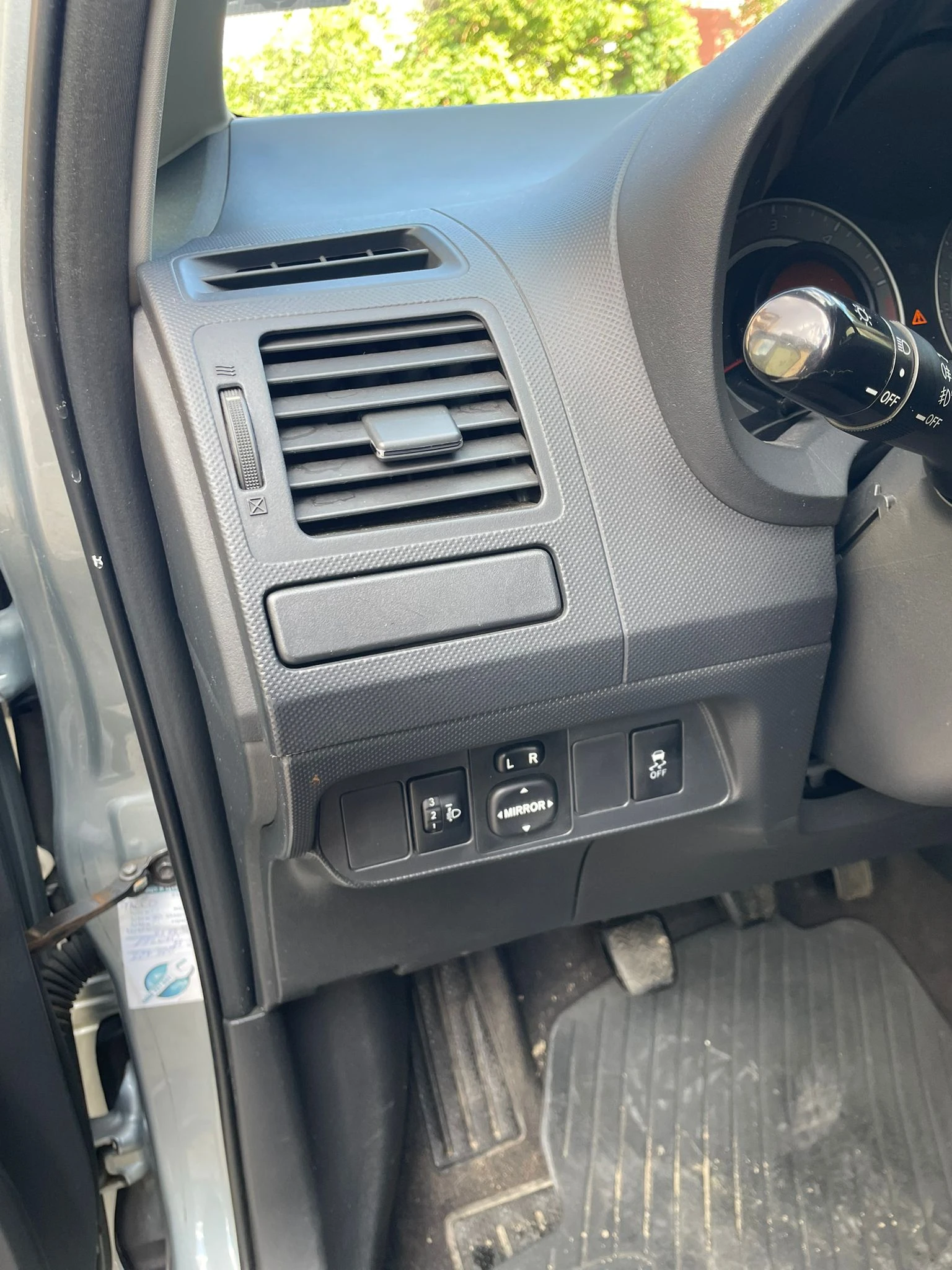 Toyota Auris  - изображение 10