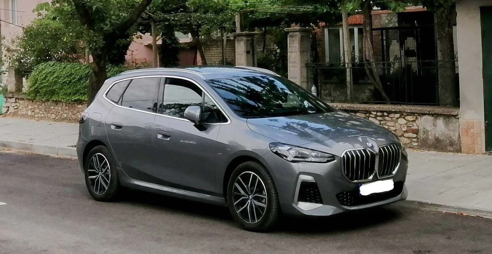 BMW 2 Active Tourer 225e xDrive Plug-in - изображение 4