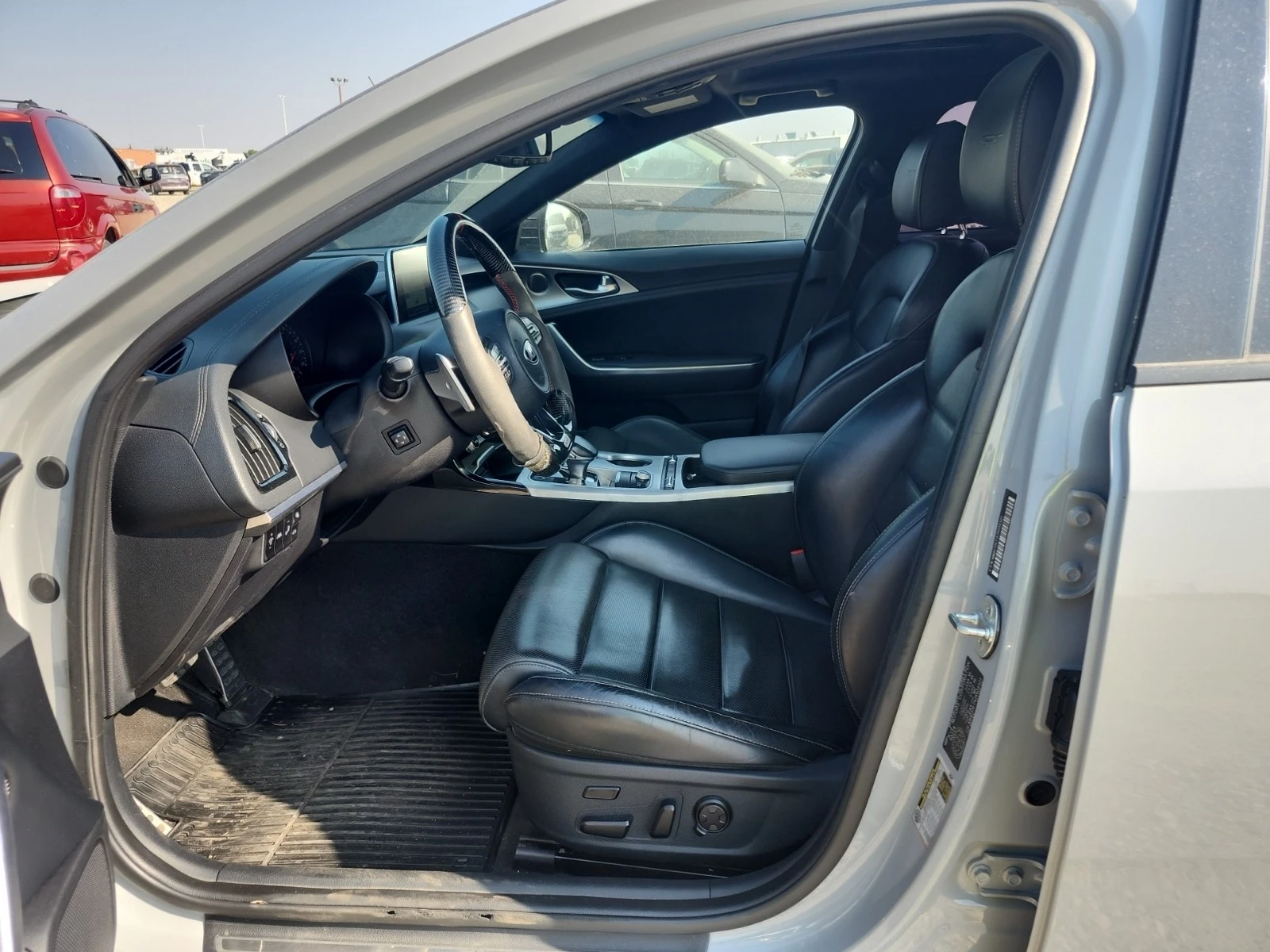 Kia Stinger GT LIMITED * * CARFAX * * АВТО КРЕДИТ * *  - изображение 6