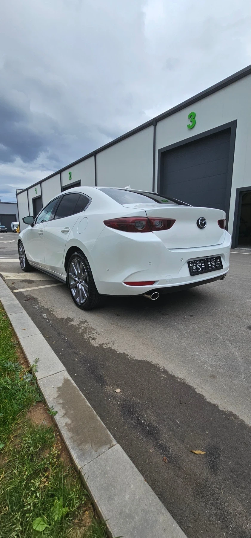 Mazda 3 2.5i  4x4  FULL | Mobile.bg   7