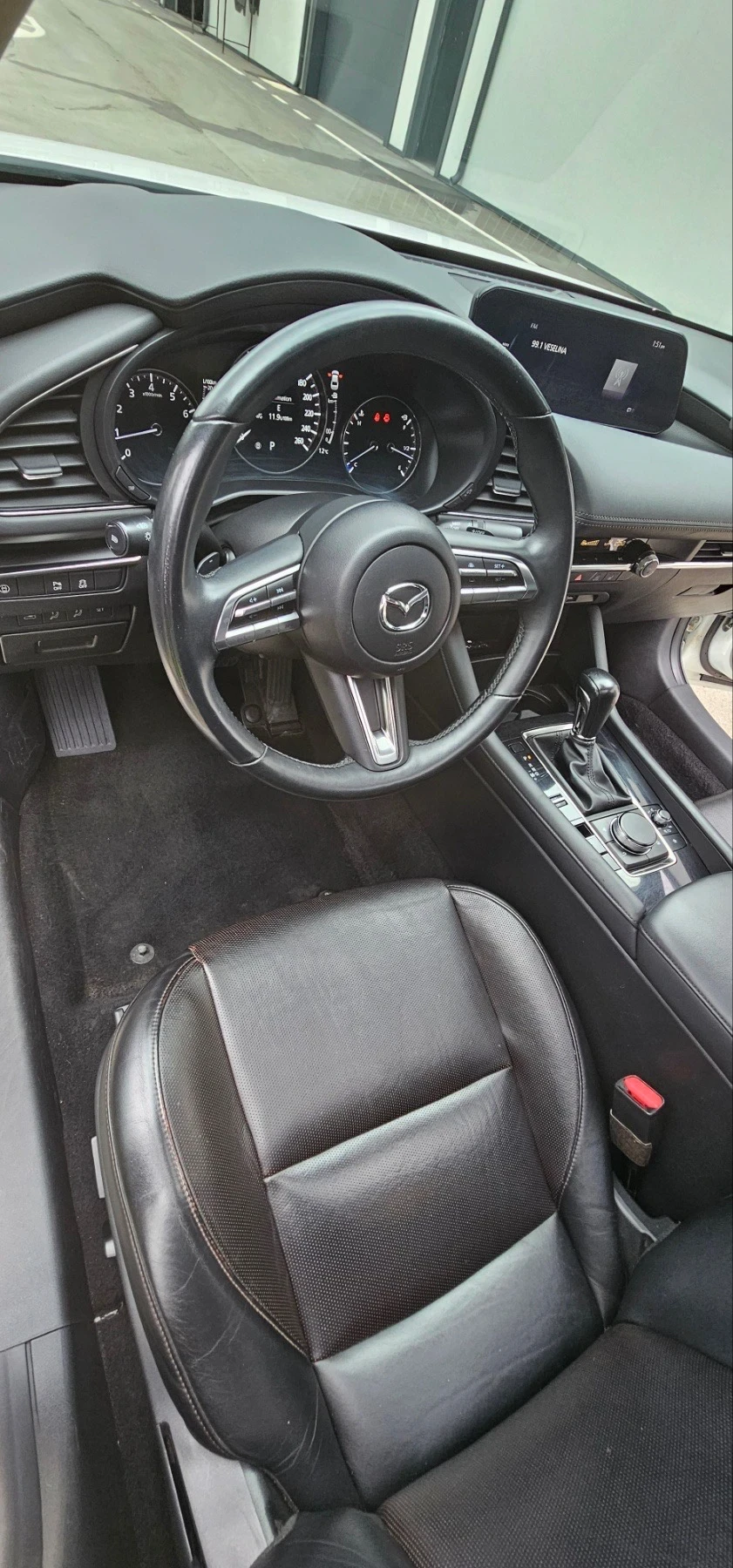 Mazda 3 2.5i  4x4  FULL | Mobile.bg   12