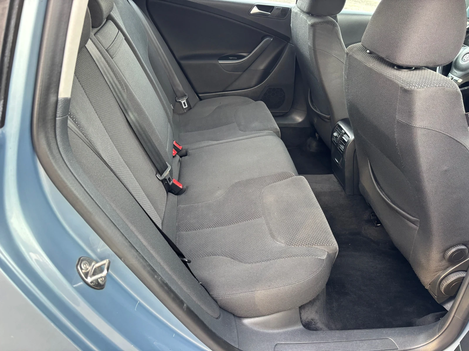 VW Passat 2.0 TDI  Common rail | Mobile.bg   12