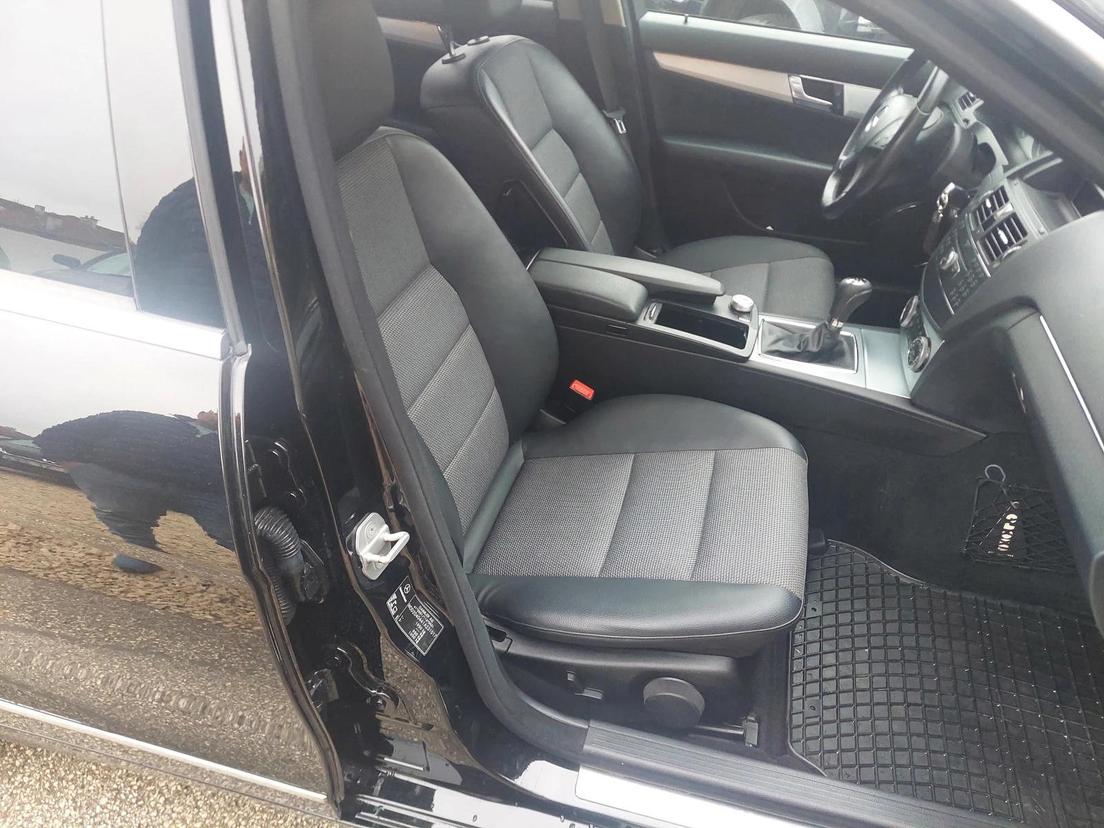 Mercedes-Benz C 180 1, 8i Компресор-156ксТОП СЪСТОЯНИЕ - изображение 8