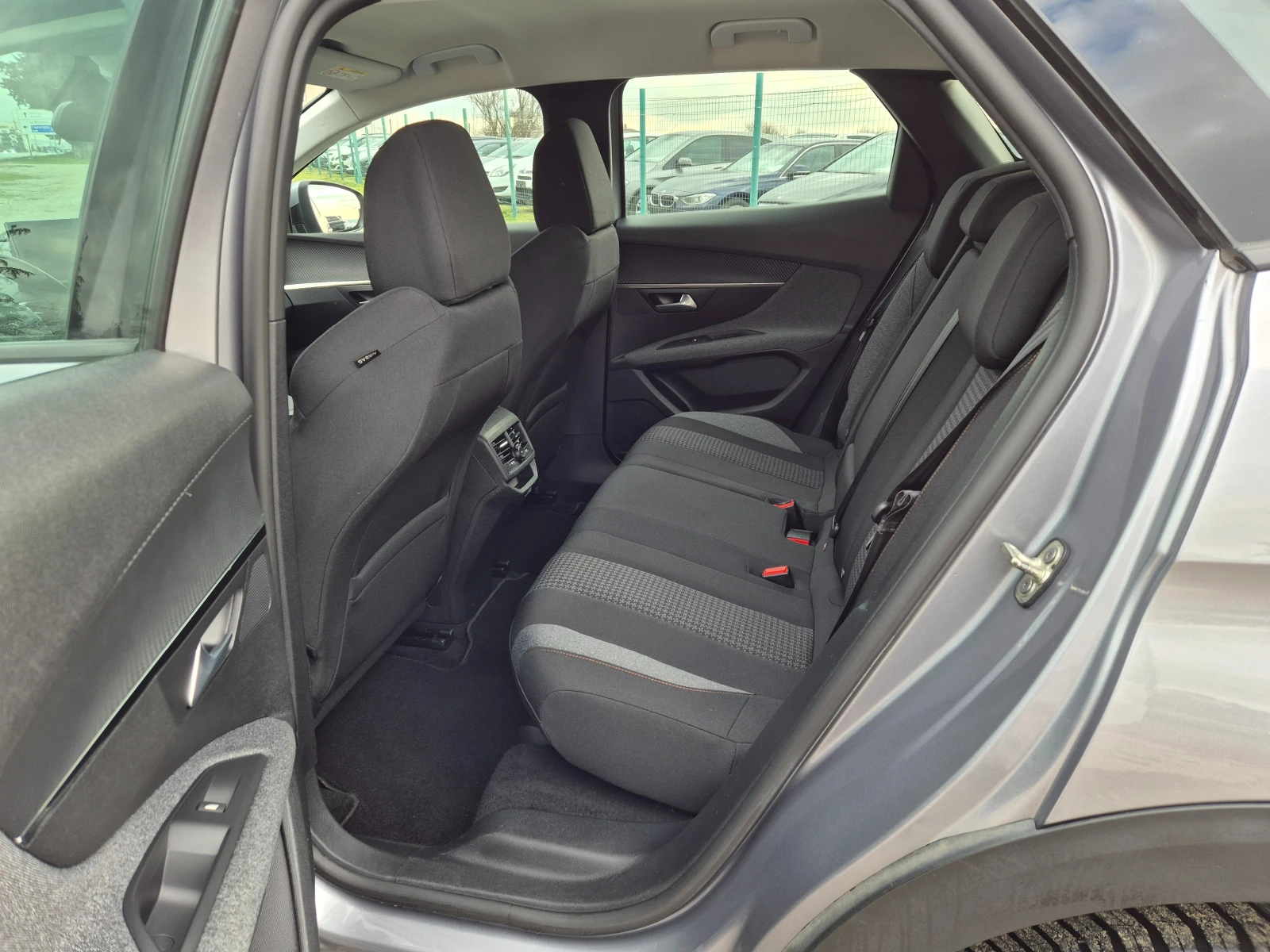 Peugeot 3008 1.5HDI 131�� | Mobile.bg � ����������� 12