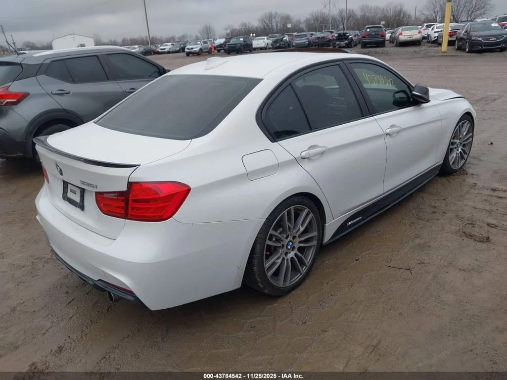 BMW 335 * CARFAX * ФИНАНСИРАНЕ  - изображение 7