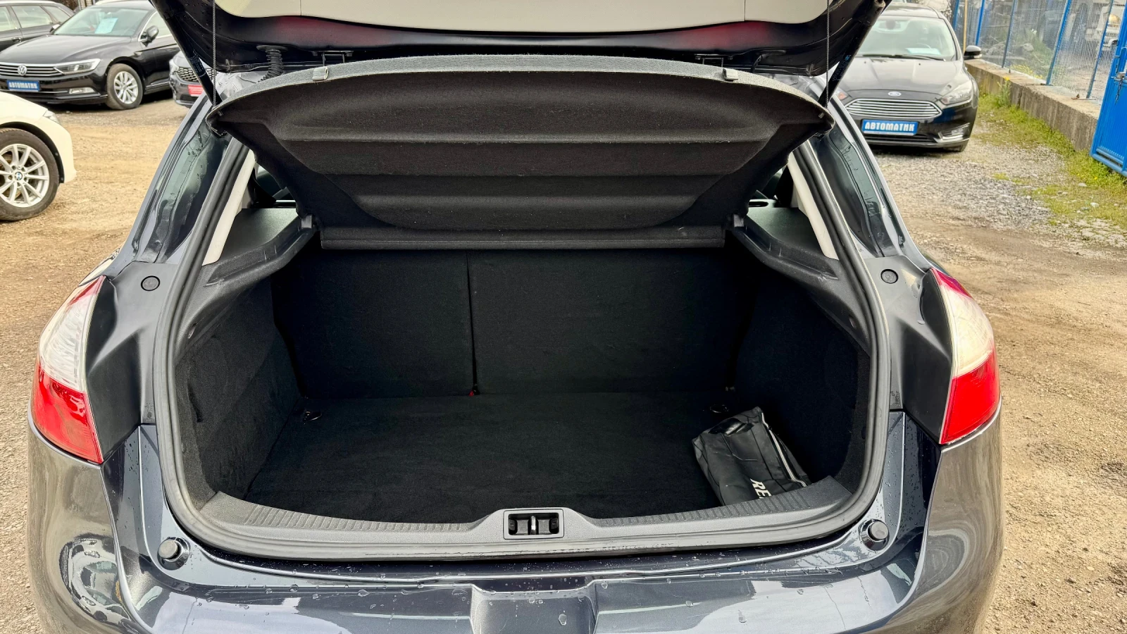 Renault Megane 1.5DCI-110к.с-TEMPOMAT-NAVI, снимка 15 - Автомобили и джипове - 54088389