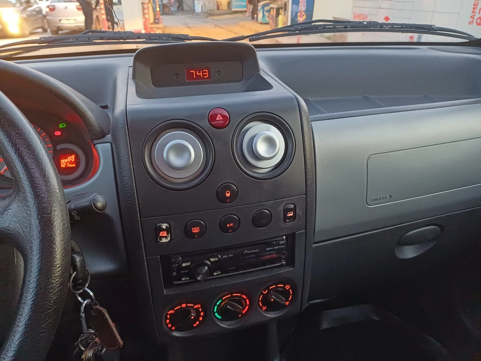 Citroen Berlingo, снимка 2 - Автомобили и джипове - 54114308