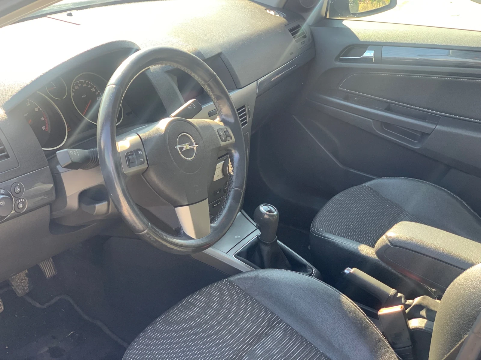 Opel Astra, снимка 7 - Автомобили и джипове - 54177190