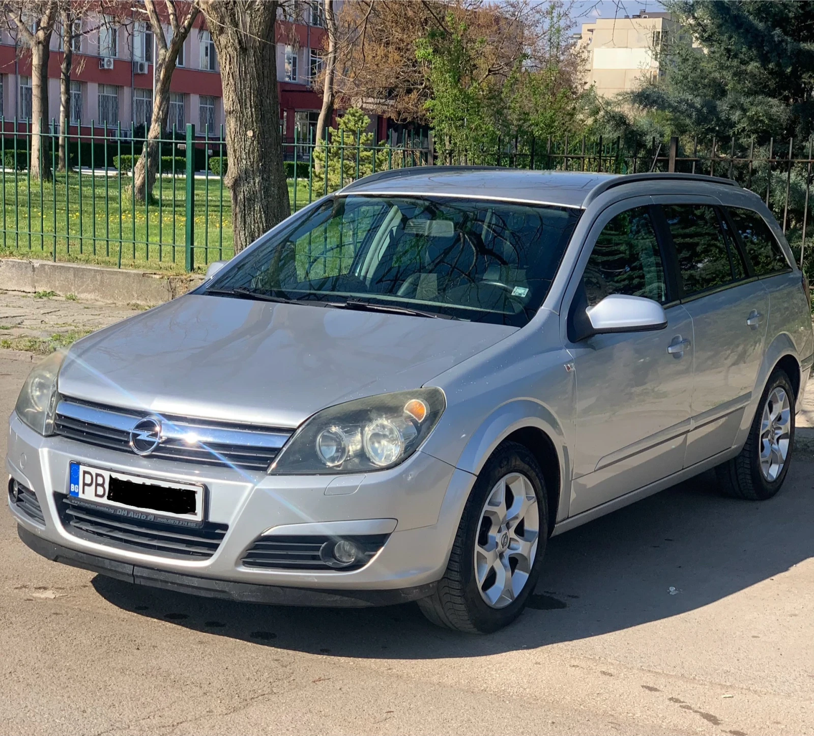 Opel Astra, снимка 2 - Автомобили и джипове - 54177190