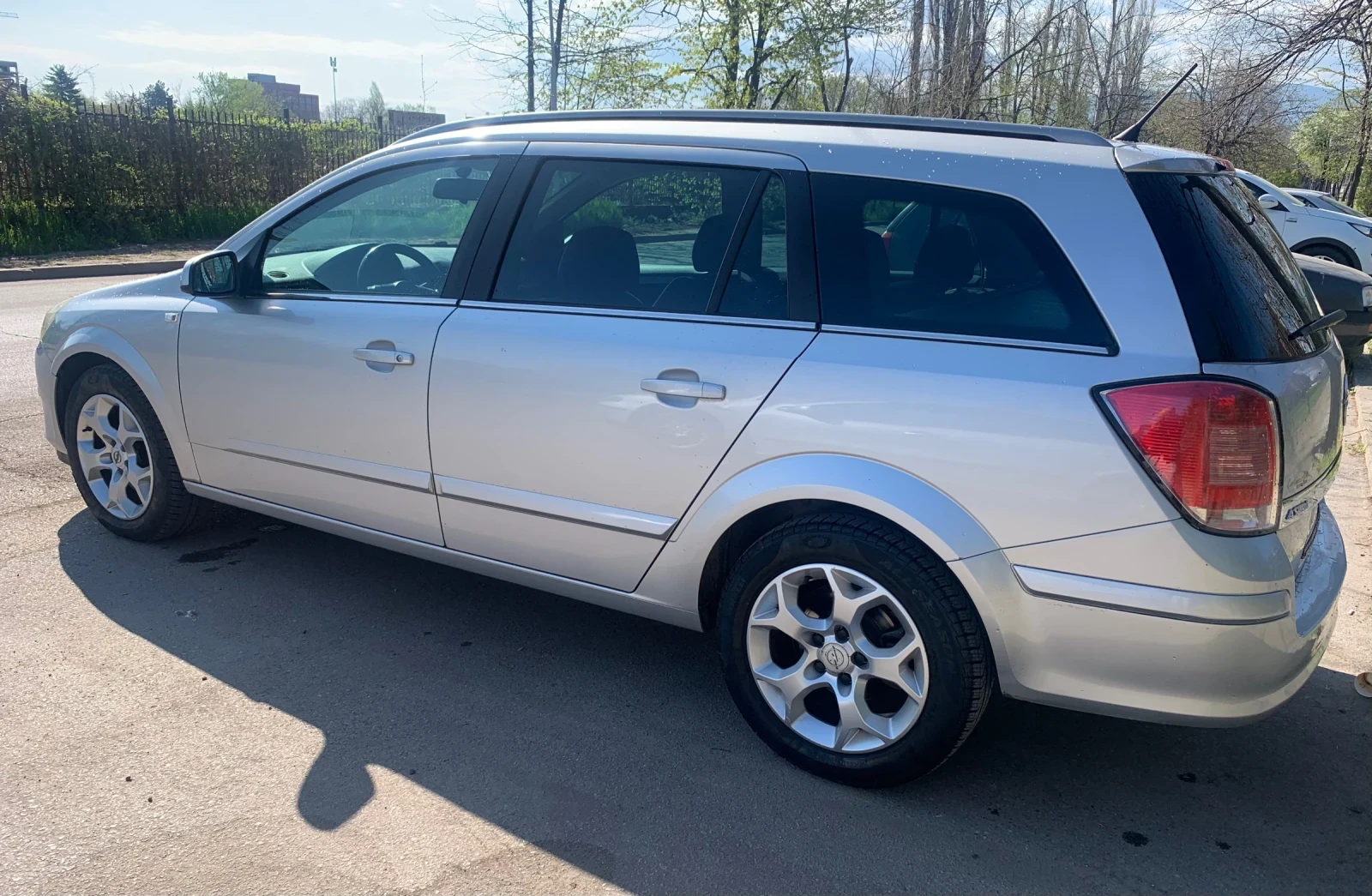 Opel Astra, снимка 6 - Автомобили и джипове - 54177190