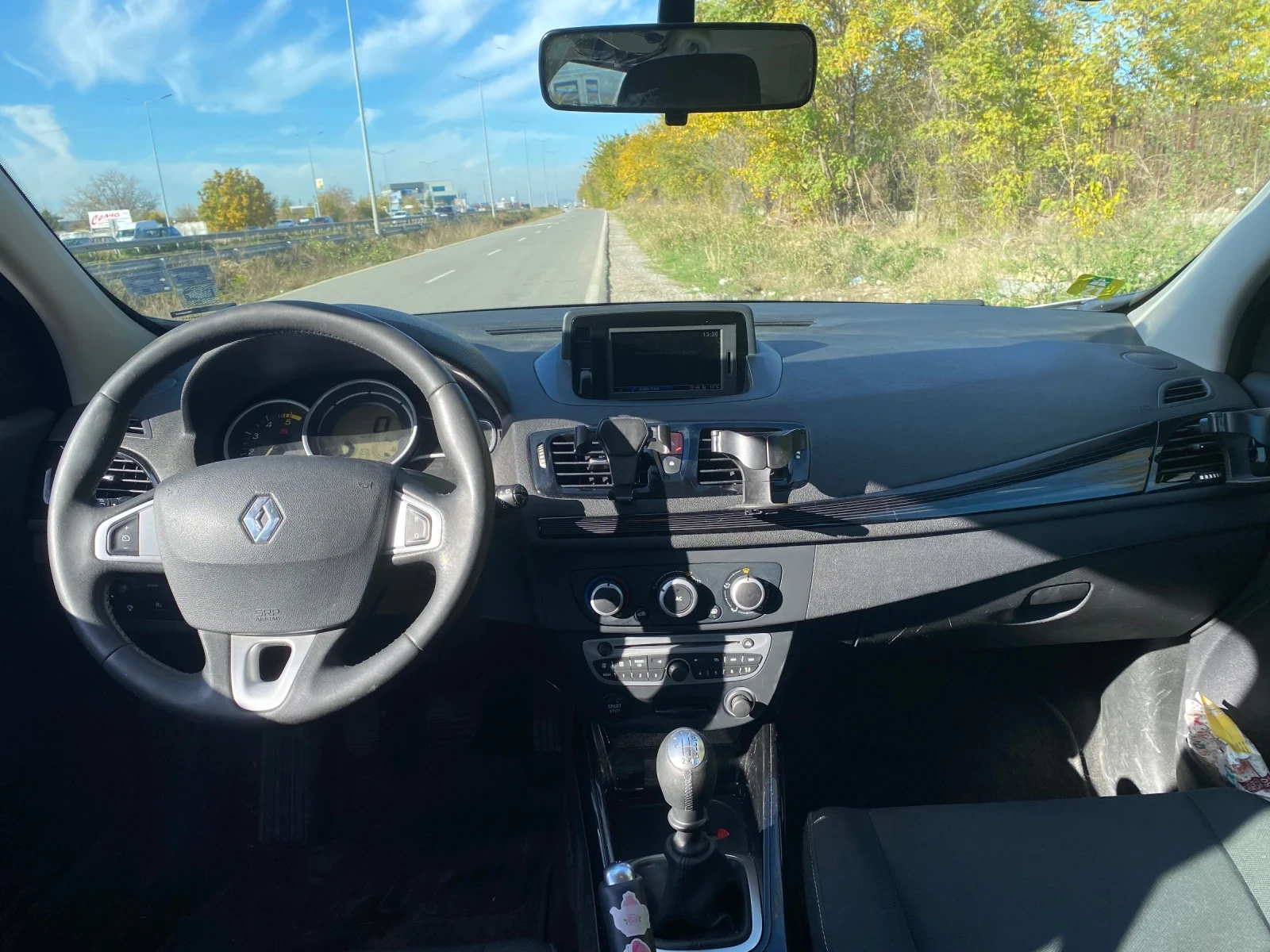 Renault Megane, снимка 2 - Автомобили и джипове - 54458983