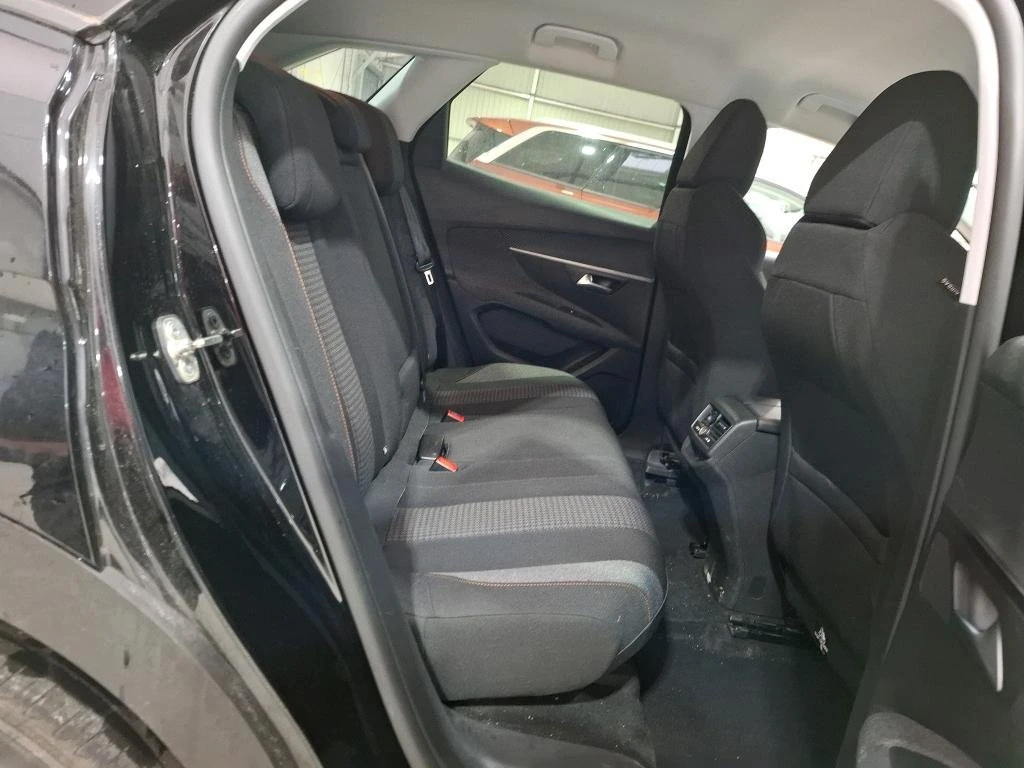 Peugeot 3008 Active Business, снимка 7 - Автомобили и джипове - 54465299
