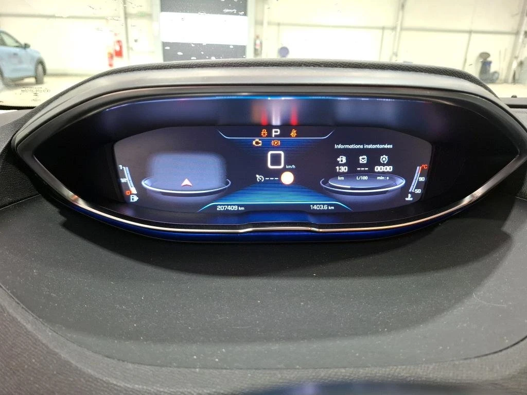 Peugeot 3008 Active Business, снимка 10 - Автомобили и джипове - 54465299