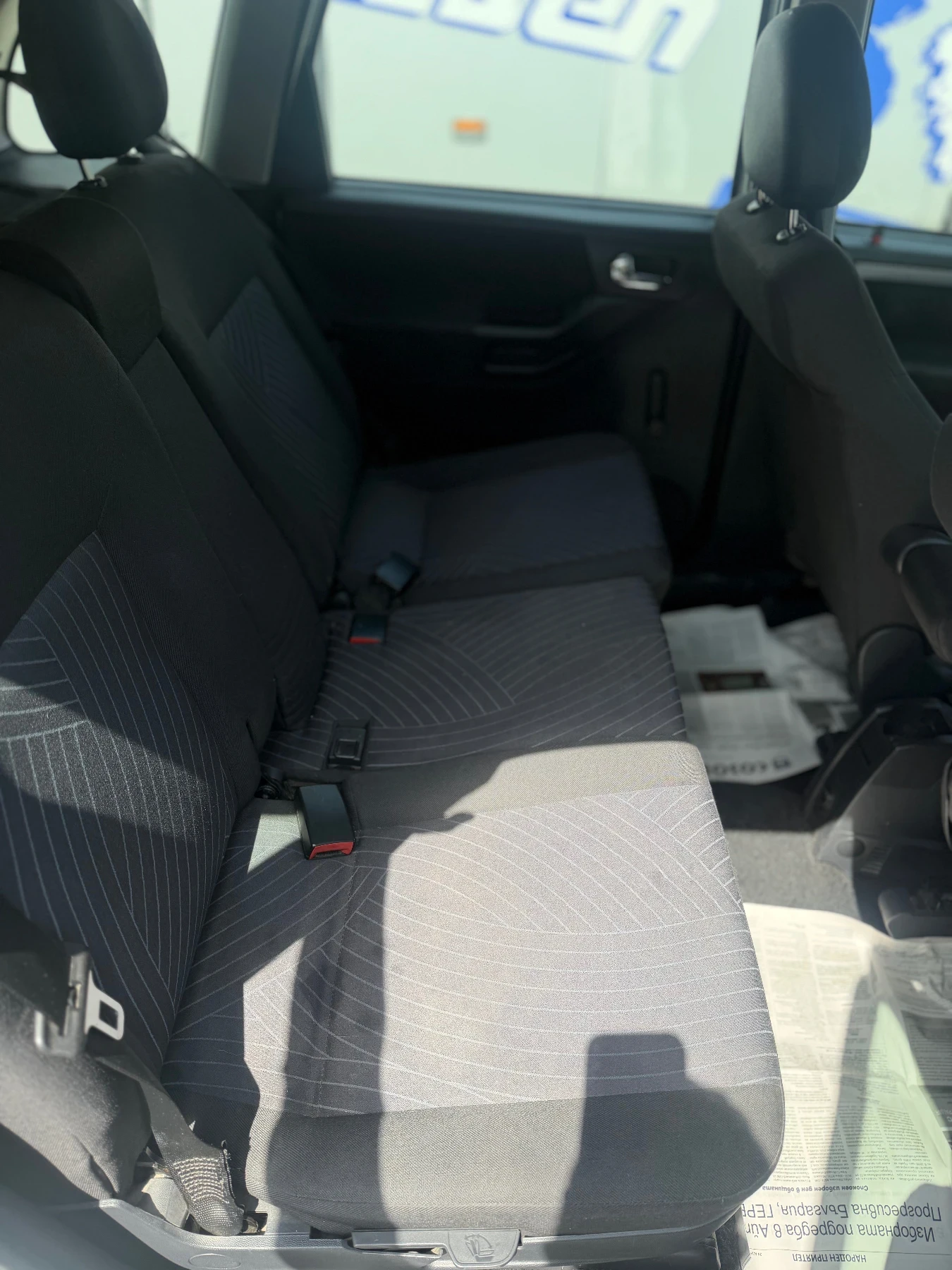 Opel Meriva 1.6i, снимка 7 - Автомобили и джипове - 54526142