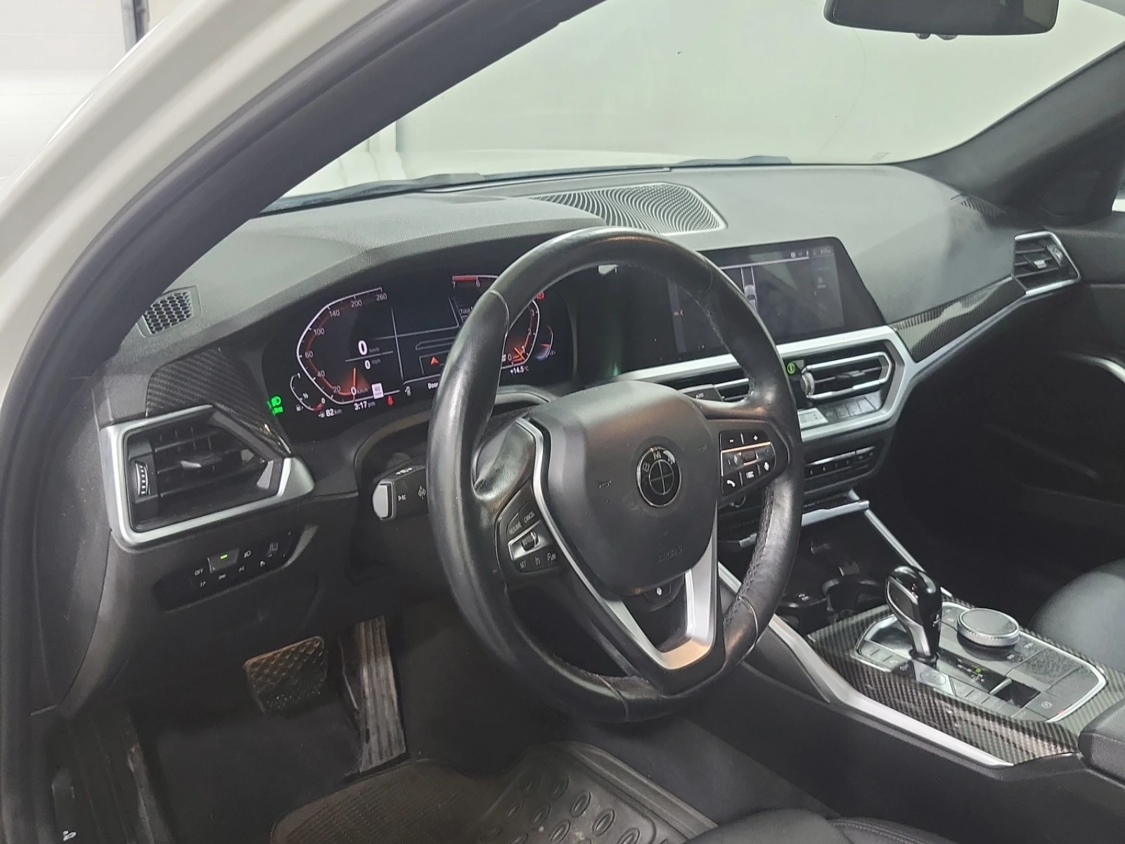 BMW 330 I XDRIVE, снимка 9 - Автомобили и джипове - 54757226