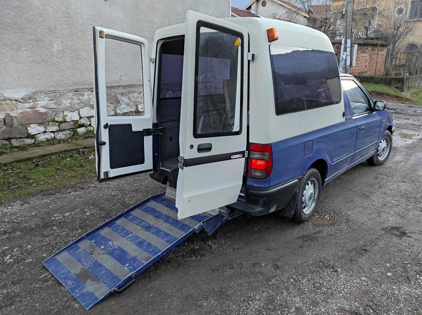 Skoda Felicia Pickup, снимка 10 - Автомобили и джипове - 54875617