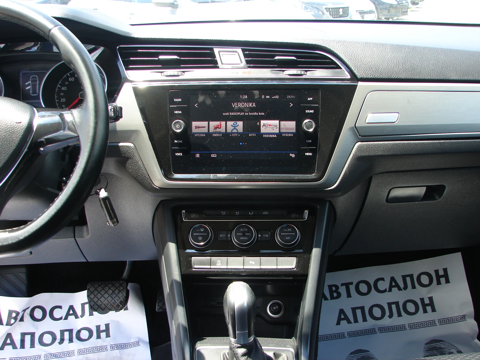 VW Touran AUTO 7МЕСТЕН, снимка 6 - Автомобили и джипове - 55115290