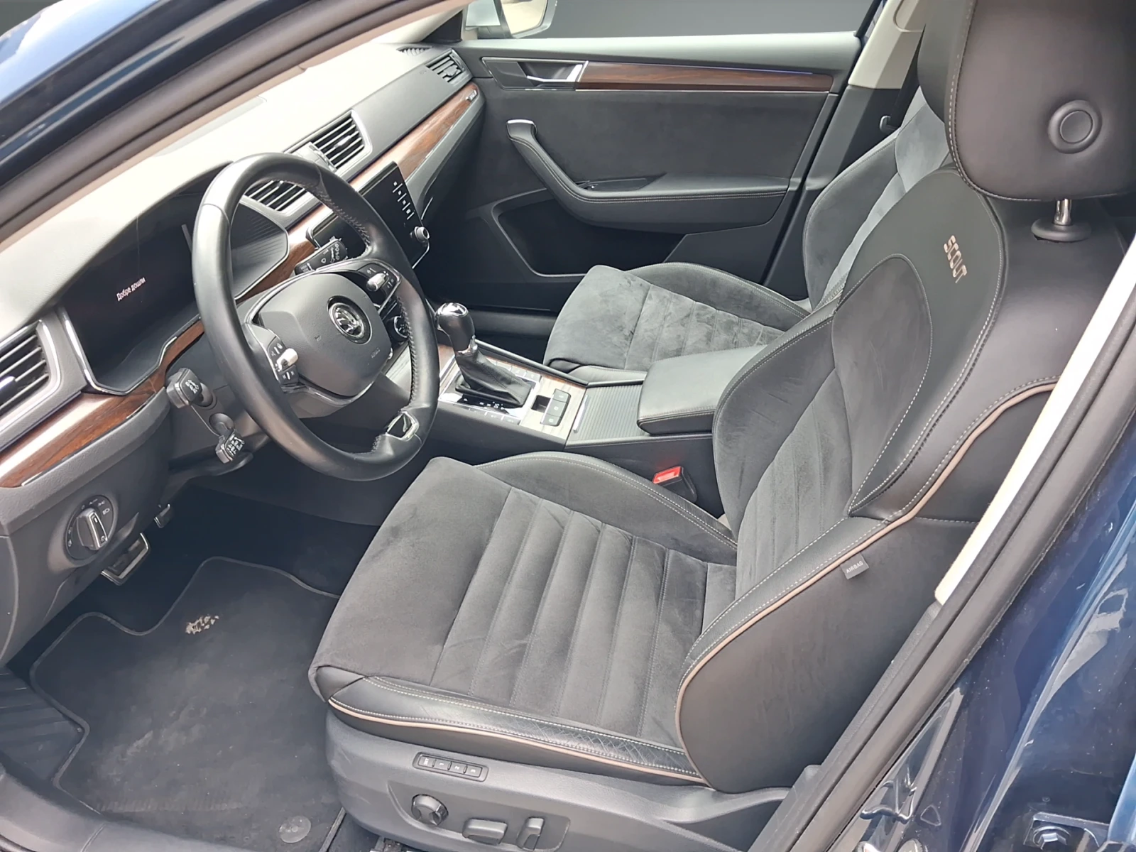 Skoda Superb  Скаут 2, 0 TDI, 200 к.с., 7D, снимка 9 - Автомобили и джипове - 55136346