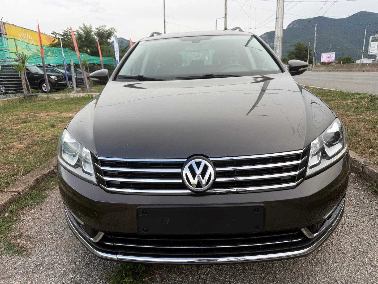 VW Passat 2.0 TDI HIGHLINE/панорама/4х4, снимка 2 - Автомобили и джипове - 55374236