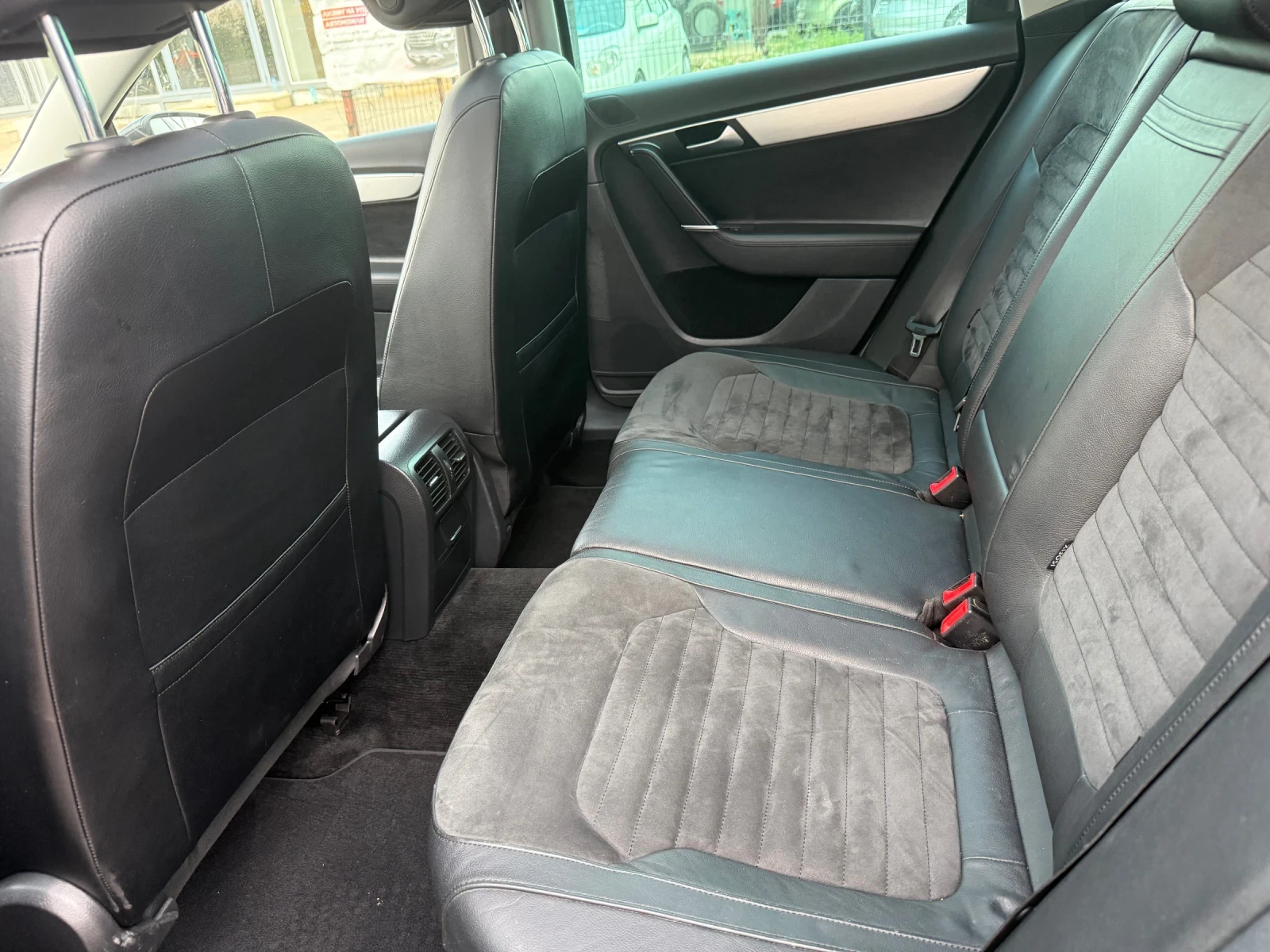 VW Passat 2.0 TDI HIGHLINE/панорама/4х4, снимка 6 - Автомобили и джипове - 55374236