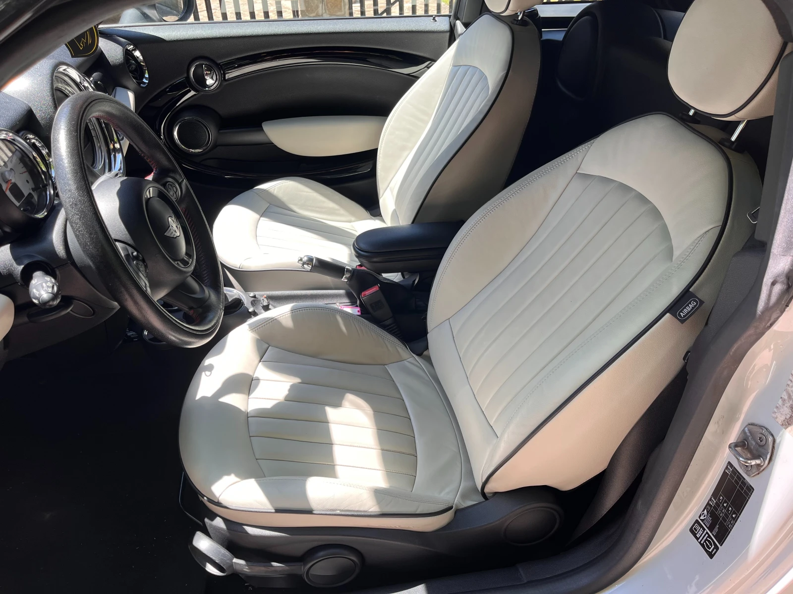Mini Coupe JCW SD 2.0, снимка 9 - Автомобили и джипове - 55400230