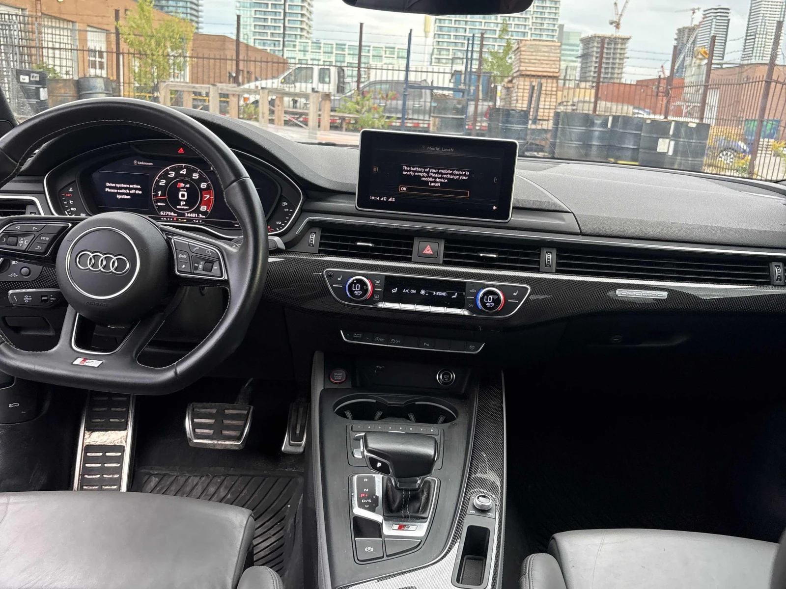 Audi S4 Technik / 360 / Distronic / B&O / Carfax, снимка 9 - Автомобили и джипове - 56151255